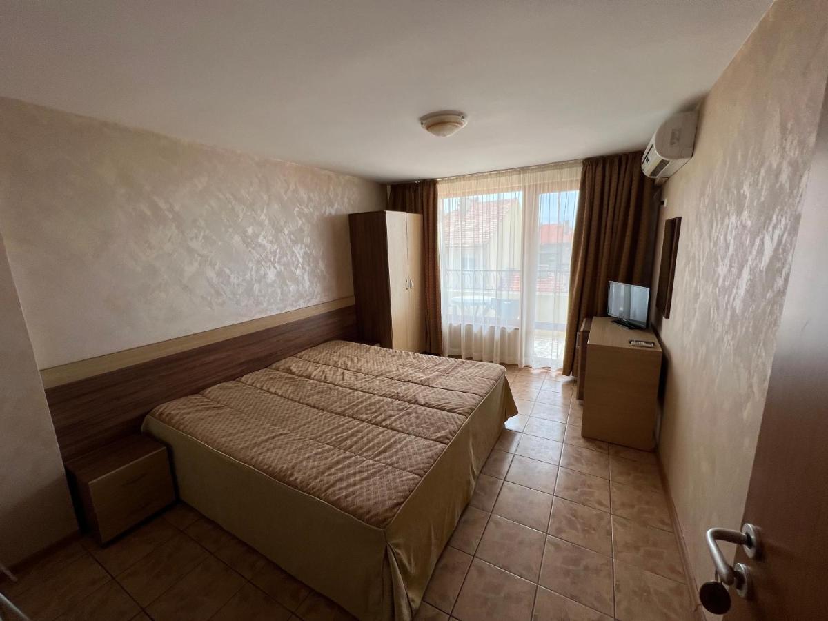 Stamatovi Family Hotel Pomorie Eksteriør billede