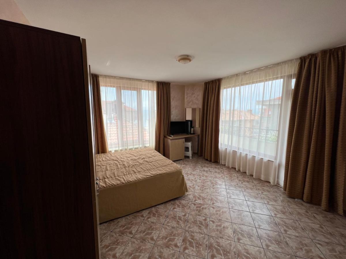 Stamatovi Family Hotel Pomorie Eksteriør billede